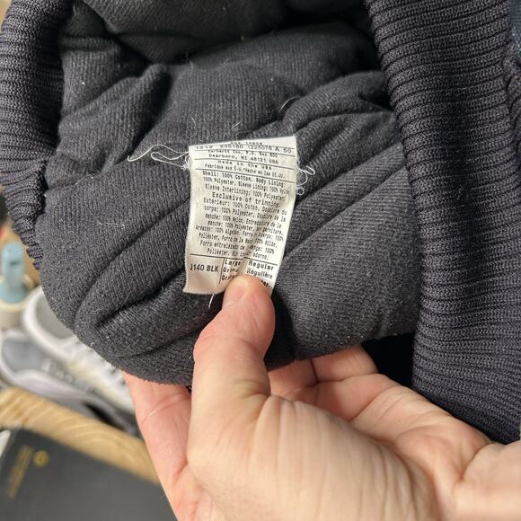 Vintage Carhartt Quilted Hooded Active Jacket “Black” J140 - Picture 6 of 9